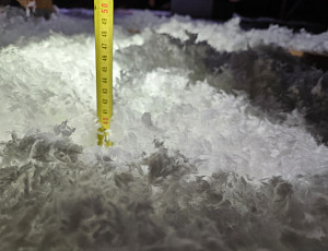 Zateplení stropu novostavby bungalovu pomocí foukané izolace